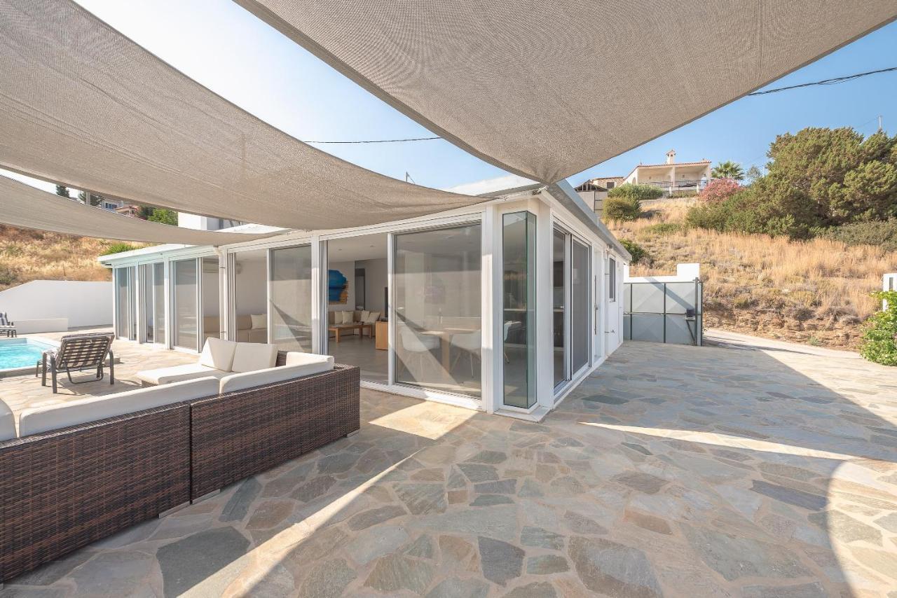 Villa Luna Private Heated Hydro Pool Bbq Beach 4Min Agia Marina Mikrolimanou Exteriér fotografie